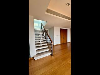 Mid Levels West - University Heights Tower 2 05