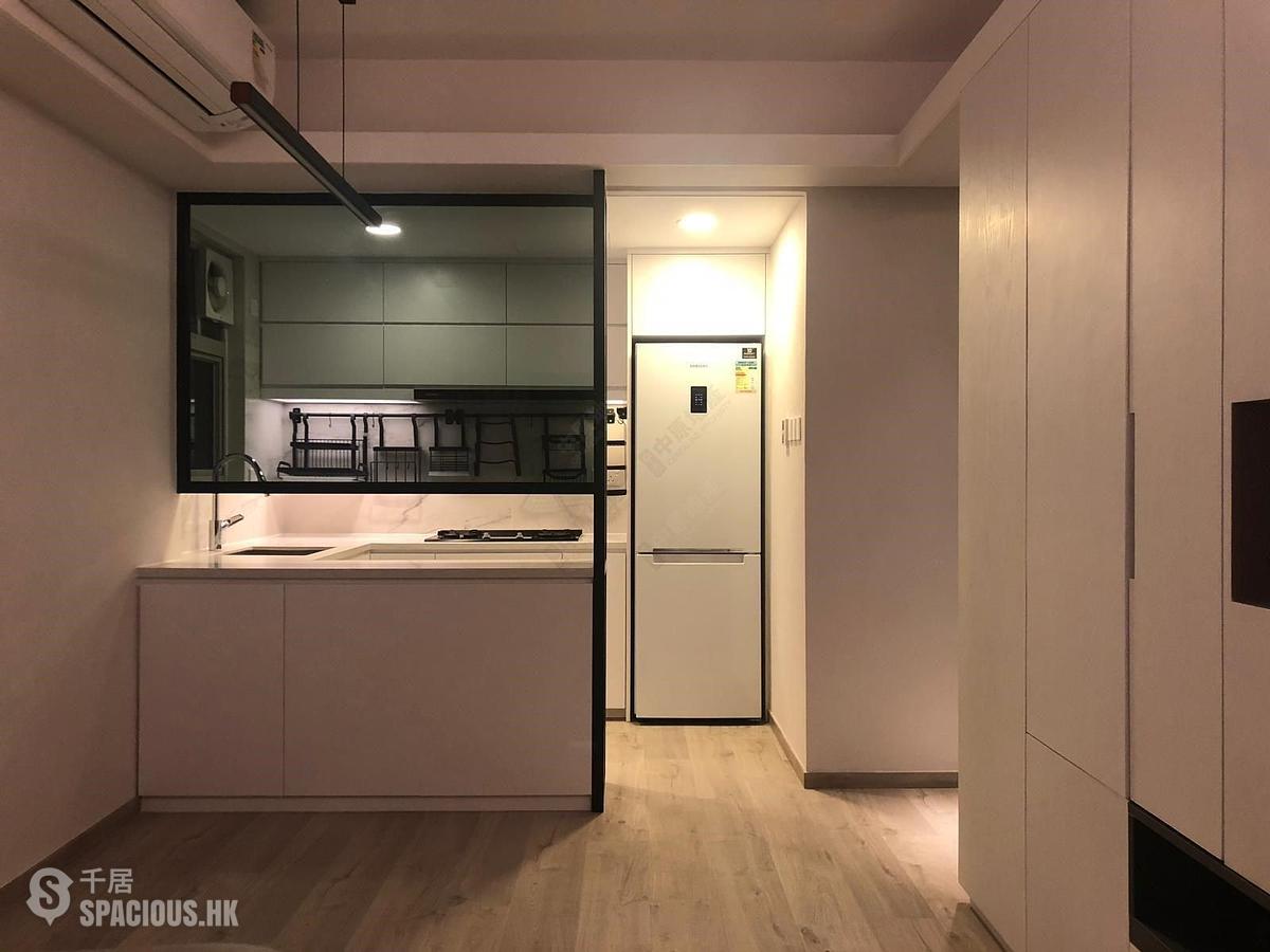 Sai Ying Pun - Centre Place 01