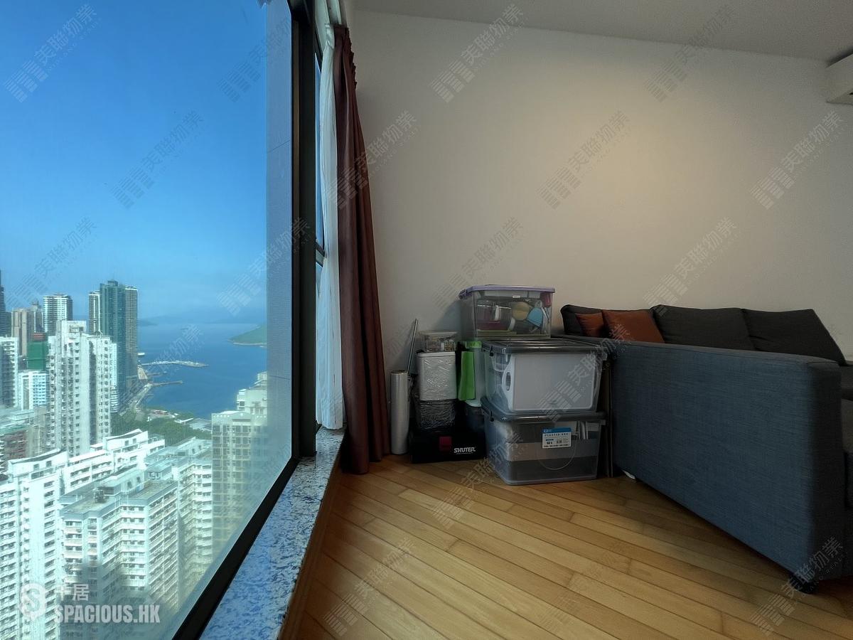 Shek Tong Tsui - The Belcher's Phase 2 Block 8 01