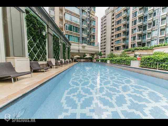 Wan Chai - The Avenue Phase 2 Block 2 01