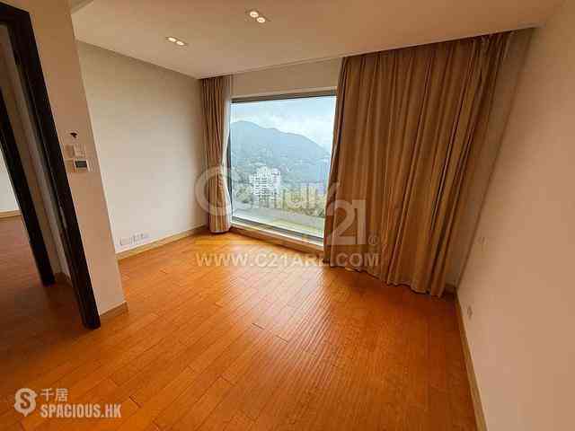 The Peak - Sky Court 06