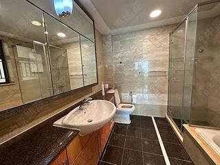 Shek Tong Tsui - The Belcher's Phase 1 Block 1 04