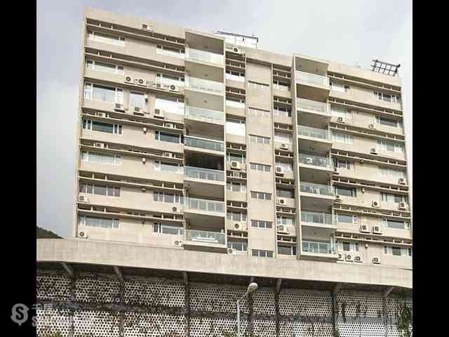 Stanley - Faber Court 01