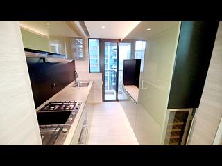 North Point - Fleur Pavilia 04