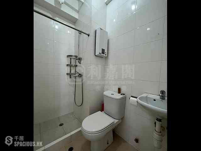 Tai Hang - Elm Tree Towers Block B 12