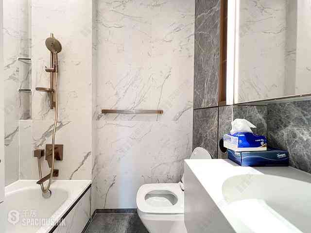 Wan Chai - 8, King Sing Street 12
