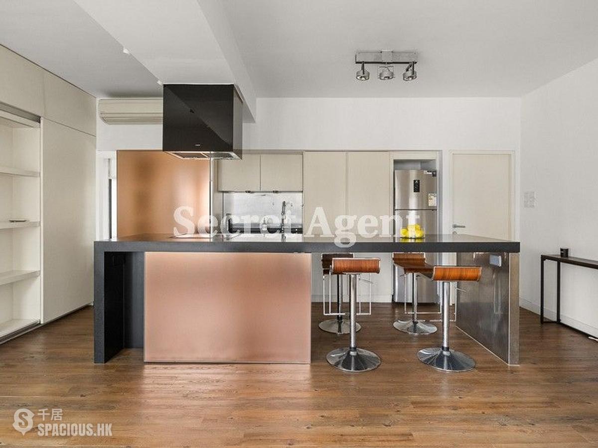 Mid Levels Central - Woodlands Terrace 01