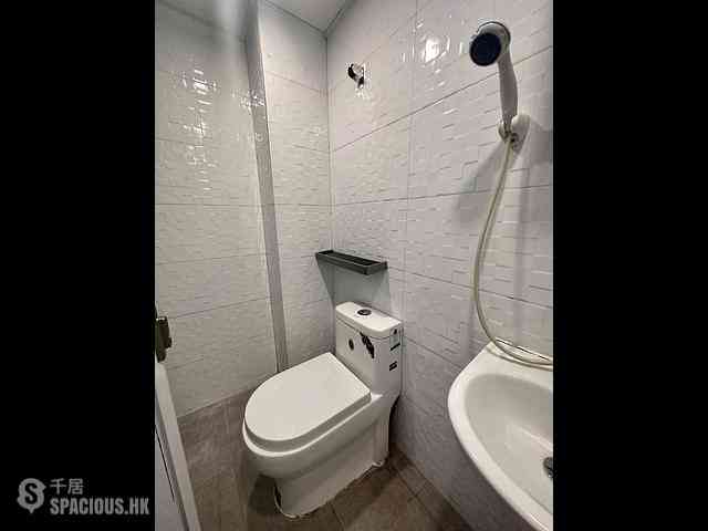 Tsim Sha Tsui - Long Kee Mansion 07