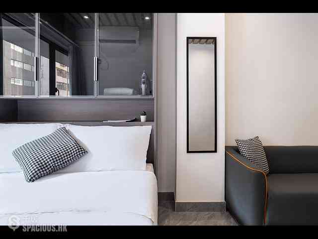 Sheung Wan - 91, Des Voeux Road West 04