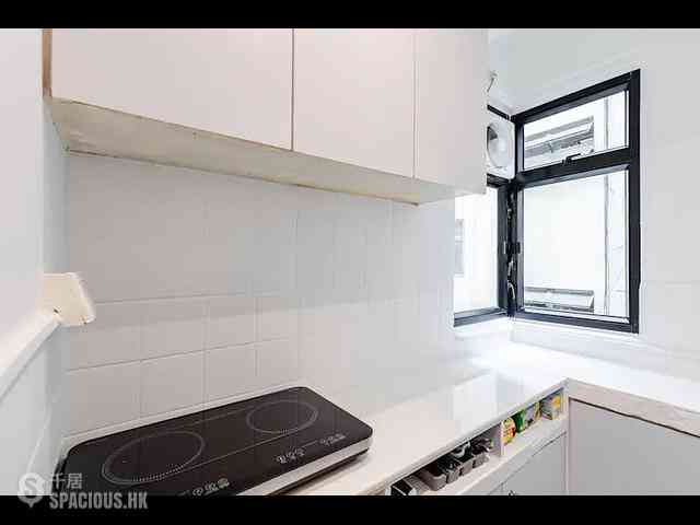Sai Ying Pun - 248-254, Queen's Road West 10