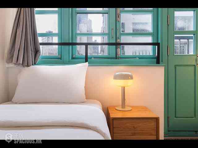Soho - 88, Staunton Street 02