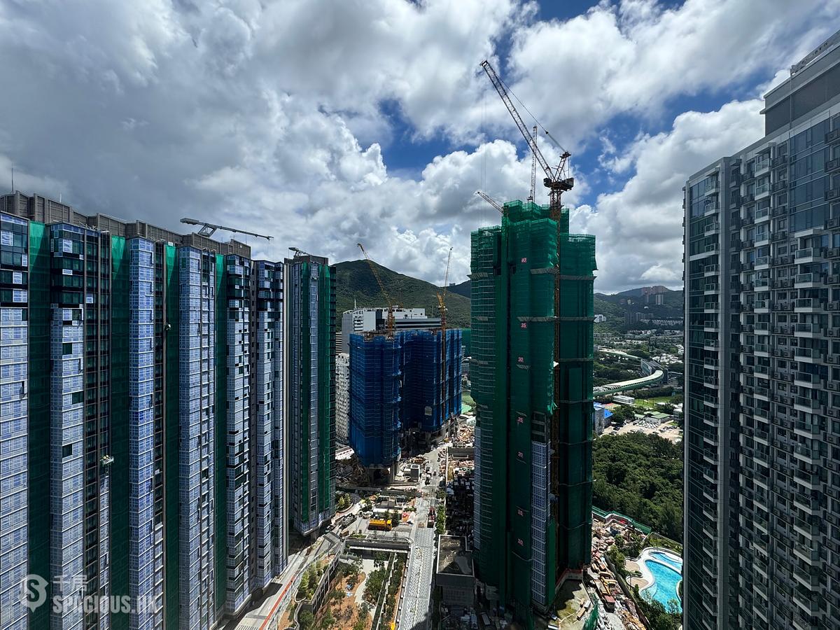 Wong Chuk Hang - The Southside Phase 2 La Marina 01