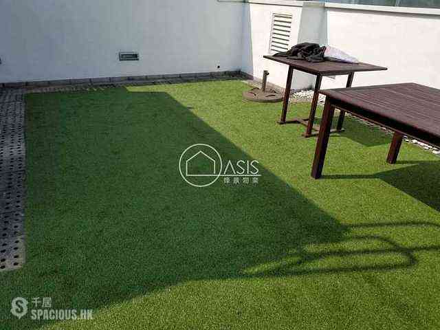 Chung Hom Kok - 33, Cape Road 01