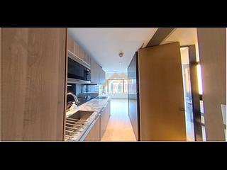 Mid Levels Central - Gramercy 06