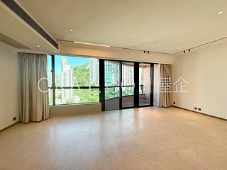 Mid Levels Central - Dynasty Court 04
