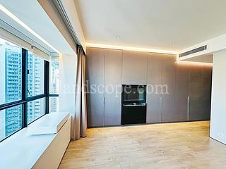 Mid Levels Central - Dynasty Court 05