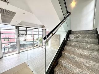 The Peak - Sunshine Villa 05