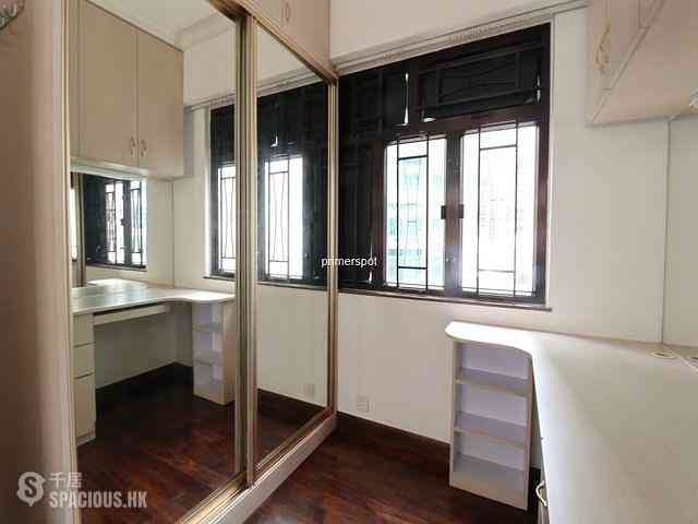 Wan Chai - Newman House 10