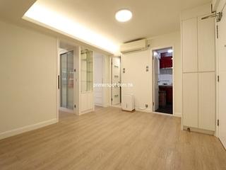 Wan Chai - Rialto Building 02