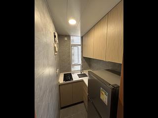 Wan Chai - Vincent Mansion 02
