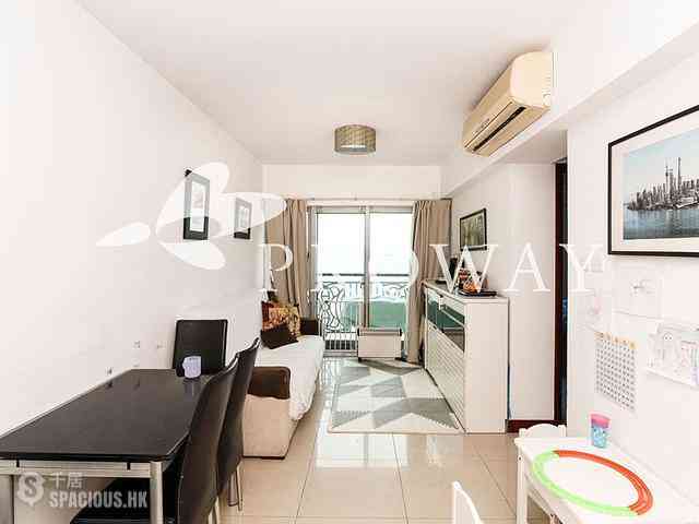 Kennedy Town - The Merton 01