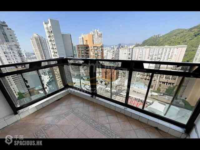 Tai Hang - Dragon Garden 01