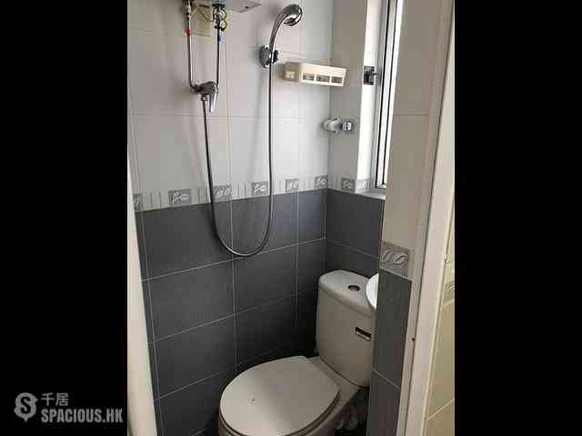 Shau Kei Wan - Sun Lee Building 03