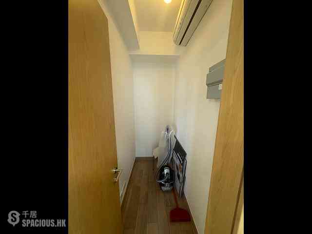 Tseung Kwan O - The Parkside Block 1A 08