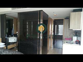 Mid Levels Central - Gramercy 03