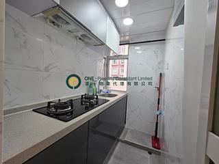 Sai Ying Pun - Cheong King Court 02