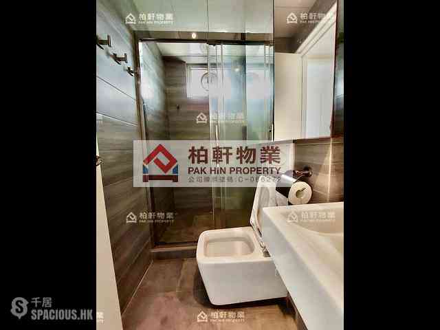 Quarry Bay - King's View Court 04