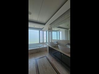 Tai Hang - The Legend Block 2 08