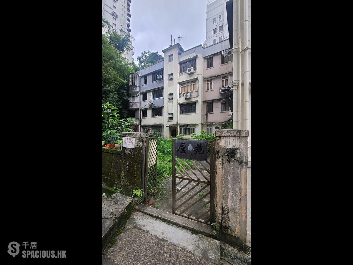 Tai Hang - 16-18, Tai Hang Road 01