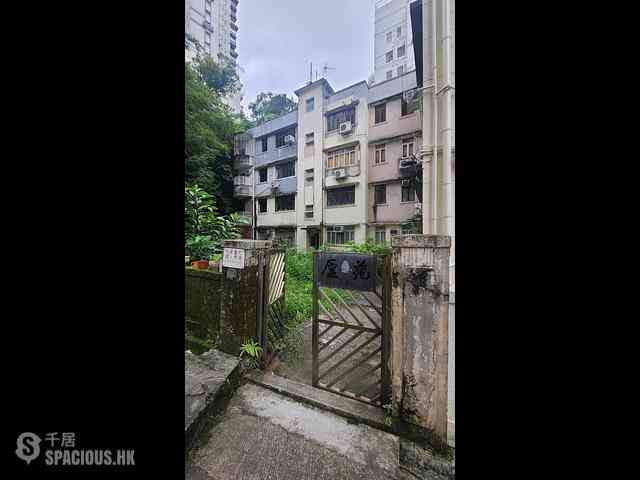 Tai Hang - 16-18, Tai Hang Road 01