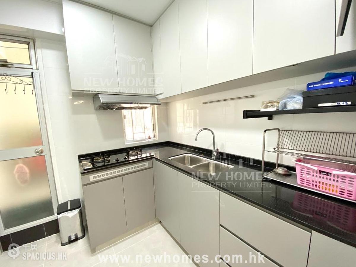 Tai Hang - Jade Court 01