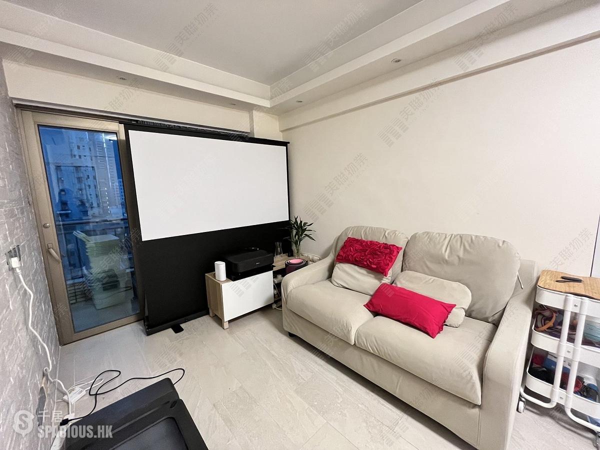 Wan Chai - The Zenith Phase 1 Block 3 01