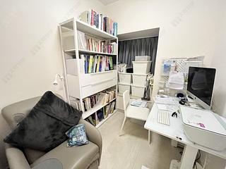 Wan Chai - The Zenith Phase 1 Block 3 04