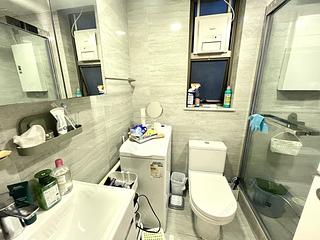 Wan Chai - The Zenith Phase 1 Block 3 08