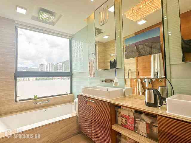 Discovery Bay - Discovery Bay Phase 15 Positano Block L6 07