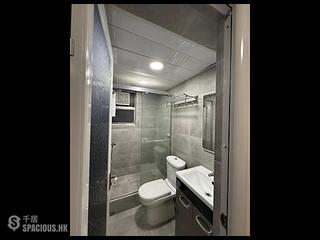 Sai Ying Pun - Cheong King Court 05