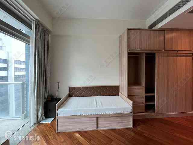 Wan Chai - The Avenue Phase 2 Block 2 01