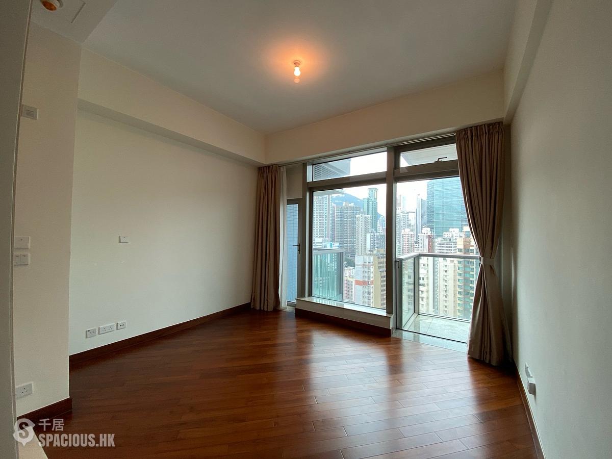 Wan Chai - The Avenue Phase 2 Block 2 01