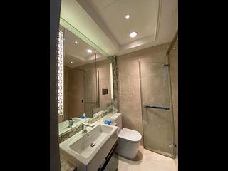 Wan Chai - The Avenue Phase 2 Block 2 03