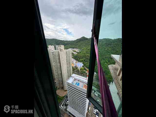 Tseung Kwan O - The Metro City Phase 2 Block 8 10