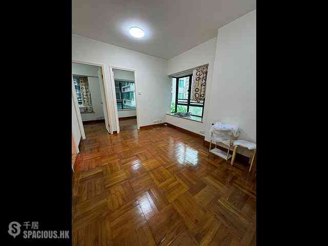 Tseung Kwan O - The Metro City Phase 2 Block 10 06