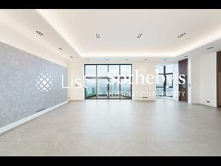 The Peak - Altadena House 02