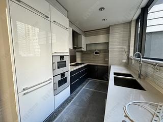 Shek Tong Tsui - Upton 10