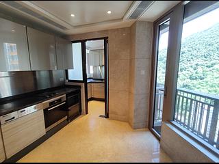 Kennedy Town - Cadogan 03