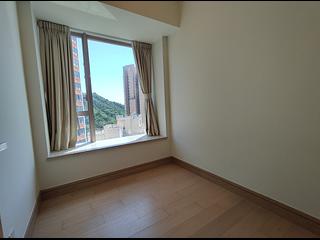 Kennedy Town - Cadogan 06
