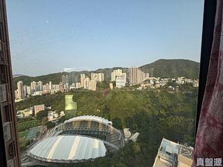 Happy Valley - Broadwood Twelve 02